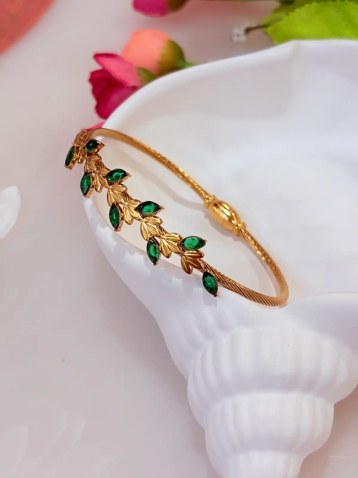 Exquisite Dual Jewel Round Gold Pendant